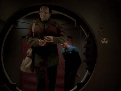 Star Trek: Deep Space Nine Screencaps "Improbable Cause" (S3:E20)