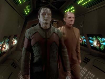 Star Trek: Deep Space Nine Screencaps "Improbable Cause" (S3:E20)
