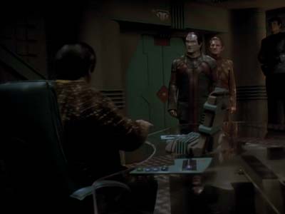 Star Trek: Deep Space Nine Screencaps "Improbable Cause" (S3:E20)