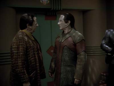 Star Trek: Deep Space Nine Screencaps "Improbable Cause" (S3:E20)