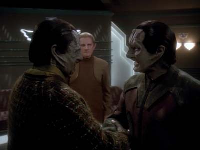 Star Trek: Deep Space Nine Screencaps "Improbable Cause" (S3:E20)