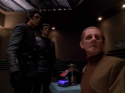 Star Trek: Deep Space Nine Screencaps "The Die is Cast" (S3:E21)