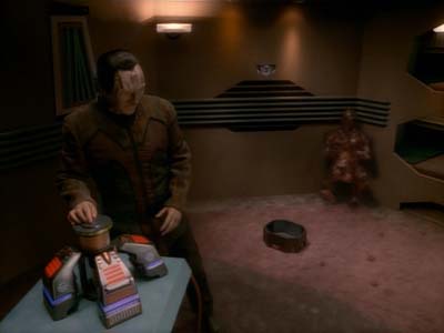 Star Trek: Deep Space Nine Screencaps "The Die is Cast" (S3:E21)