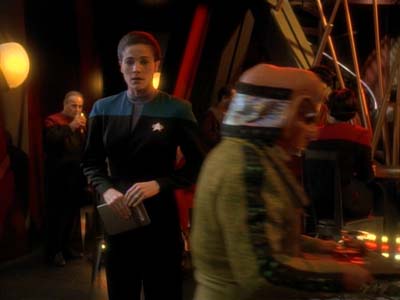 Star Trek: Deep Space Nine Screencaps "Explorers" (S3:E22)