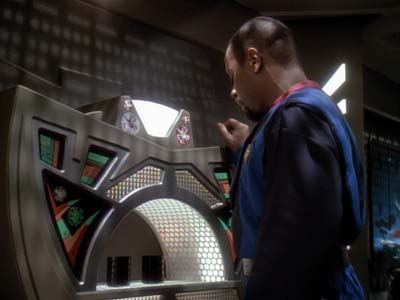 Star Trek: Deep Space Nine Screencaps "Explorers" (S3:E22)