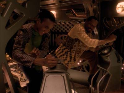 Star Trek: Deep Space Nine Screencaps "Explorers" (S3:E22)