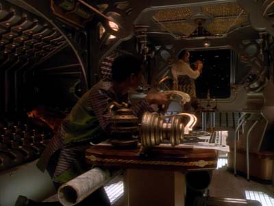 Star Trek: Deep Space Nine Screencaps "Explorers" (S3:E22)