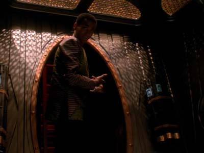 Star Trek: Deep Space Nine Screencaps "Explorers" (S3:E22)