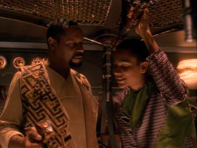Star Trek: Deep Space Nine Screencaps "Explorers" (S3:E22)