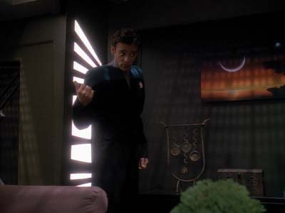 Star Trek: Deep Space Nine Screencaps "Explorers" (S3:E22)