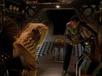Star Trek: Deep Space Nine Screencaps "Explorers" (S3:E22)