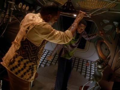 Star Trek: Deep Space Nine Screencaps "Explorers" (S3:E22)
