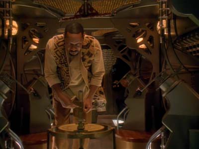 Star Trek: Deep Space Nine Screencaps "Explorers" (S3:E22)