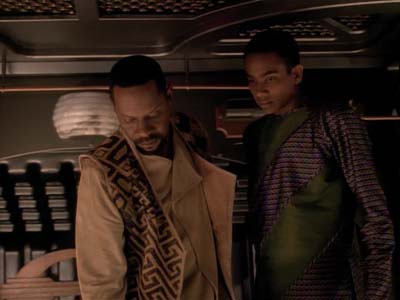 Star Trek: Deep Space Nine Screencaps "Explorers" (S3:E22)