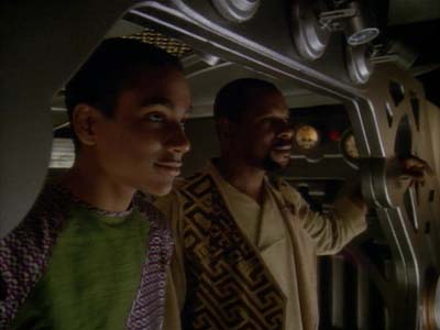 Star Trek: Deep Space Nine Screencaps "Explorers" (S3:E22)