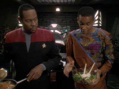 Star Trek: Deep Space Nine Screencaps "Family Business" (S3:E23)
