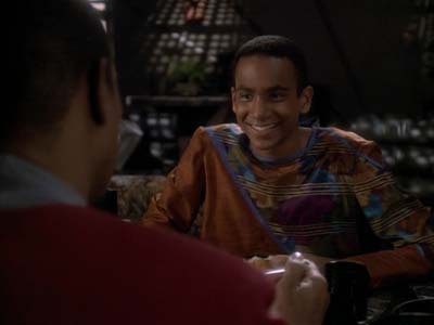 Star Trek: Deep Space Nine Screencaps "Family Business" (S3:E23)