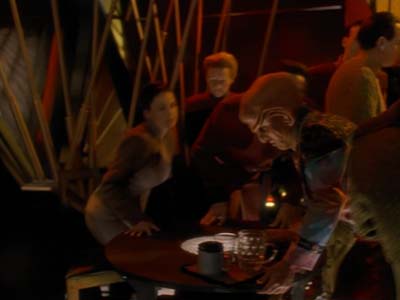 Star Trek: Deep Space Nine Screencaps "Family Business" (S3:E23)