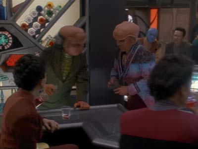 Star Trek: Deep Space Nine Screencaps "Family Business" (S3:E23)