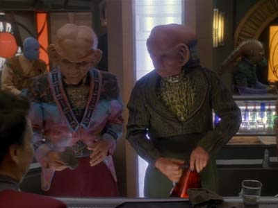 Star Trek: Deep Space Nine Screencaps "Family Business" (S3:E23)