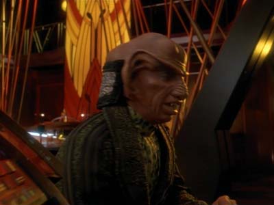 Star Trek: Deep Space Nine Screencaps "Family Business" (S3:E23)