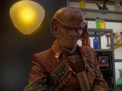 Star Trek: Deep Space Nine Screencaps "Family Business" (S3:E23)