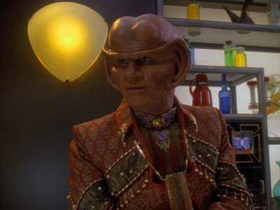 Star Trek: Deep Space Nine Screencaps "Family Business" (S3:E23)