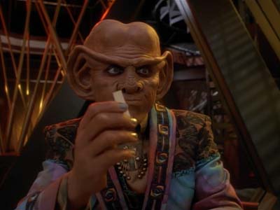 Star Trek: Deep Space Nine Screencaps "Family Business" (S3:E23)