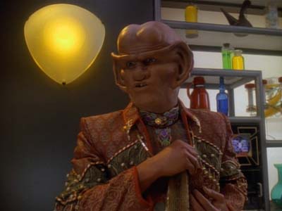 Star Trek: Deep Space Nine Screencaps "Family Business" (S3:E23)