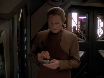 Star Trek: Deep Space Nine Screencaps "Family Business" (S3:E23)