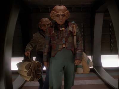 Star Trek: Deep Space Nine Screencaps "Family Business" (S3:E23)
