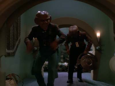 Star Trek: Deep Space Nine Screencaps "Family Business" (S3:E23)