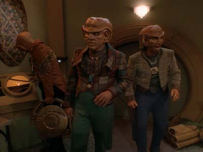 Star Trek: Deep Space Nine Screencaps "Family Business" (S3:E23)