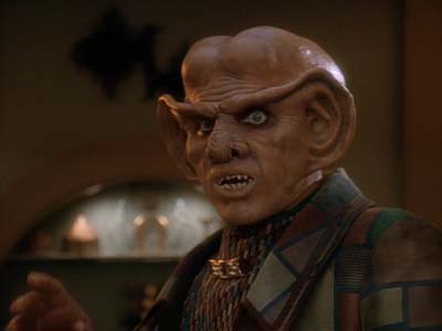 Star Trek: Deep Space Nine Screencaps "Family Business" (S3:E23)