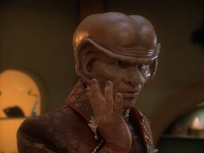Star Trek: Deep Space Nine Screencaps "Family Business" (S3:E23)
