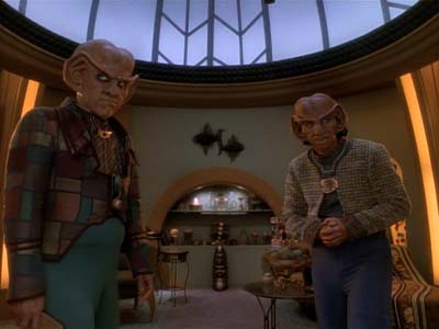 Star Trek: Deep Space Nine Screencaps "Family Business" (S3:E23)