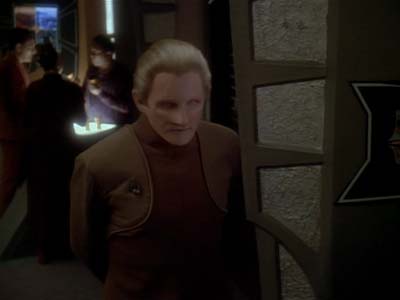 Star Trek: Deep Space Nine Screencaps "Family Business" (S3:E23)
