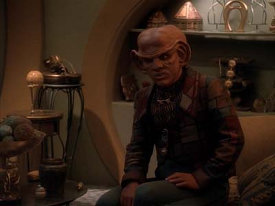 Star Trek: Deep Space Nine Screencaps "Family Business" (S3:E23)