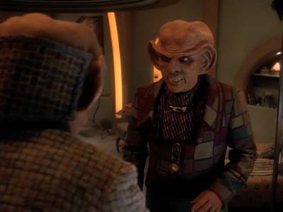 Star Trek: Deep Space Nine Screencaps "Family Business" (S3:E23)