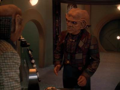 Star Trek: Deep Space Nine Screencaps "Family Business" (S3:E23)