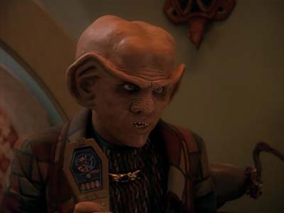 Star Trek: Deep Space Nine Screencaps "Family Business" (S3:E23)