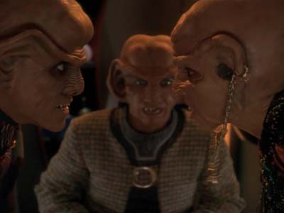 Star Trek: Deep Space Nine Screencaps "Family Business" (S3:E23)