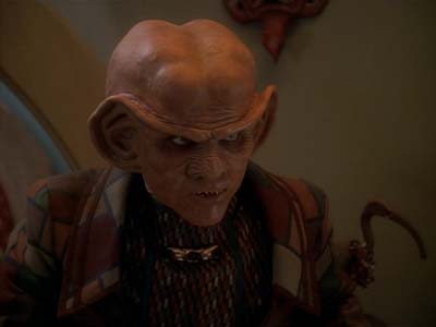 Star Trek: Deep Space Nine Screencaps "Family Business" (S3:E23)