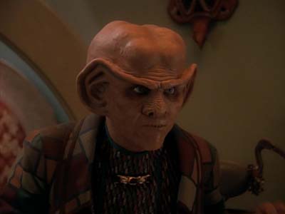 Star Trek: Deep Space Nine Screencaps "Family Business" (S3:E23)