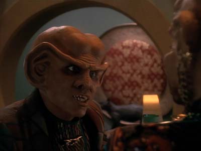 Star Trek: Deep Space Nine Screencaps "Family Business" (S3:E23)
