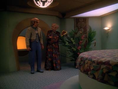 Star Trek: Deep Space Nine Screencaps "Family Business" (S3:E23)