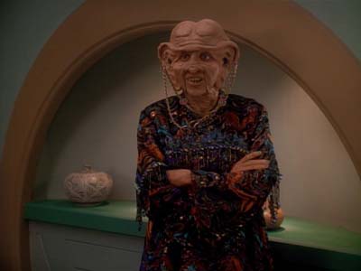 Star Trek: Deep Space Nine Screencaps "Family Business" (S3:E23)