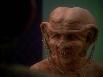 Star Trek: Deep Space Nine Screencaps "Family Business" (S3:E23)