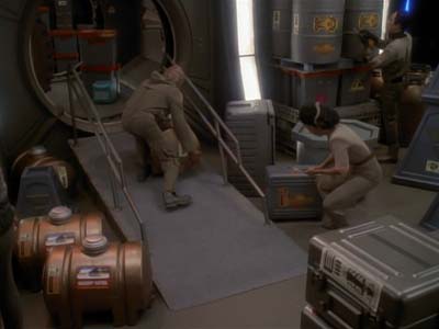 Star Trek: Deep Space Nine Screencaps "Family Business" (S3:E23)