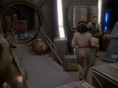 Star Trek: Deep Space Nine Screencaps "Family Business" (S3:E23)